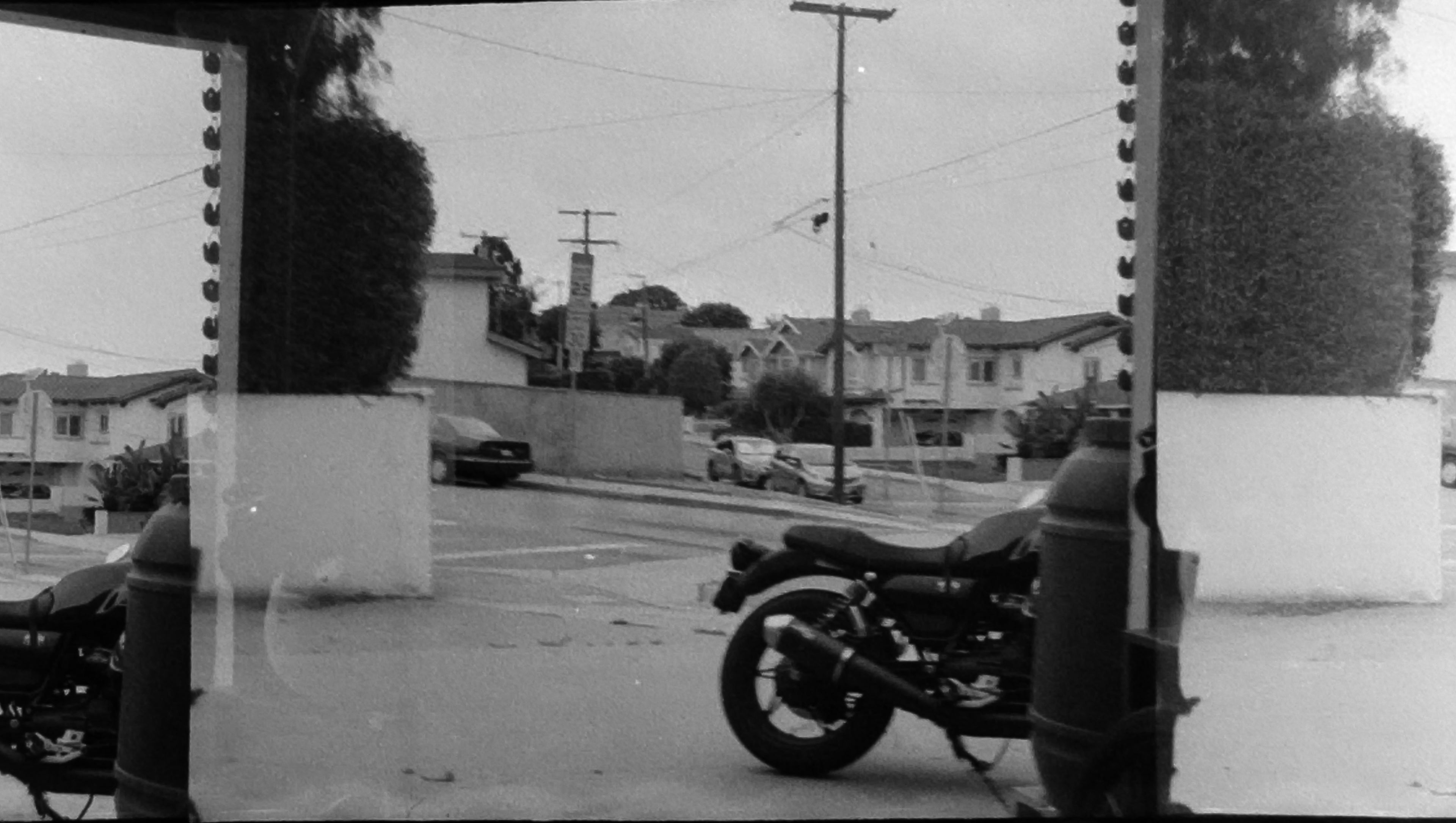 Grain Digger | B&W Negative